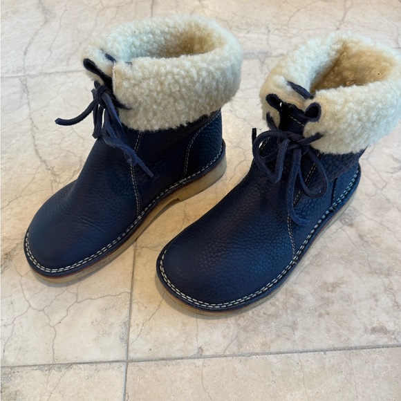 Cozy Navy Winter Boots for Women - Picture 2 of 10